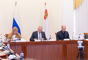 Председатель КСП Вологодской области Ирина Карнакова, аудиторы Светлана Белякова и Василий Лукин участвовали в обсуждении госпрограммы охраны окружающей среды и развития лесного комплекса в рамках «нулевых» чтений законопроекта о бюджете региона на 2026-2028 годы