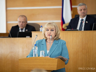 26 июня председатель КСП Вологодской области Ирина Карнакова приняла участие и выступила с докладами на заседании 36 сессии Законодательного Собрания области 